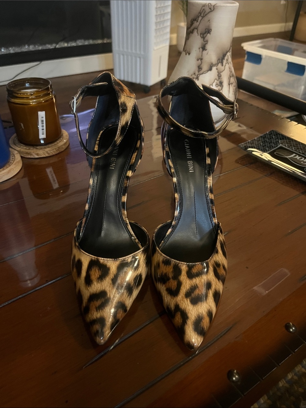 NEW !! Giani Bini Leopard Print Pointed Toe Ankle Strap Pumps - Brown